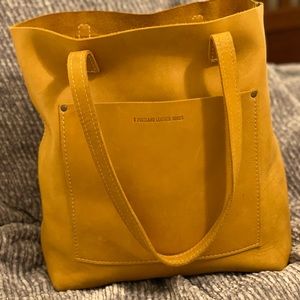 Gorgeous “sunflower” Portland Leather crossbody tote